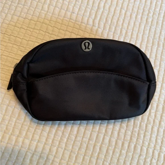 lululemon Mini Go Getter Pouch - Picture 1 of 6